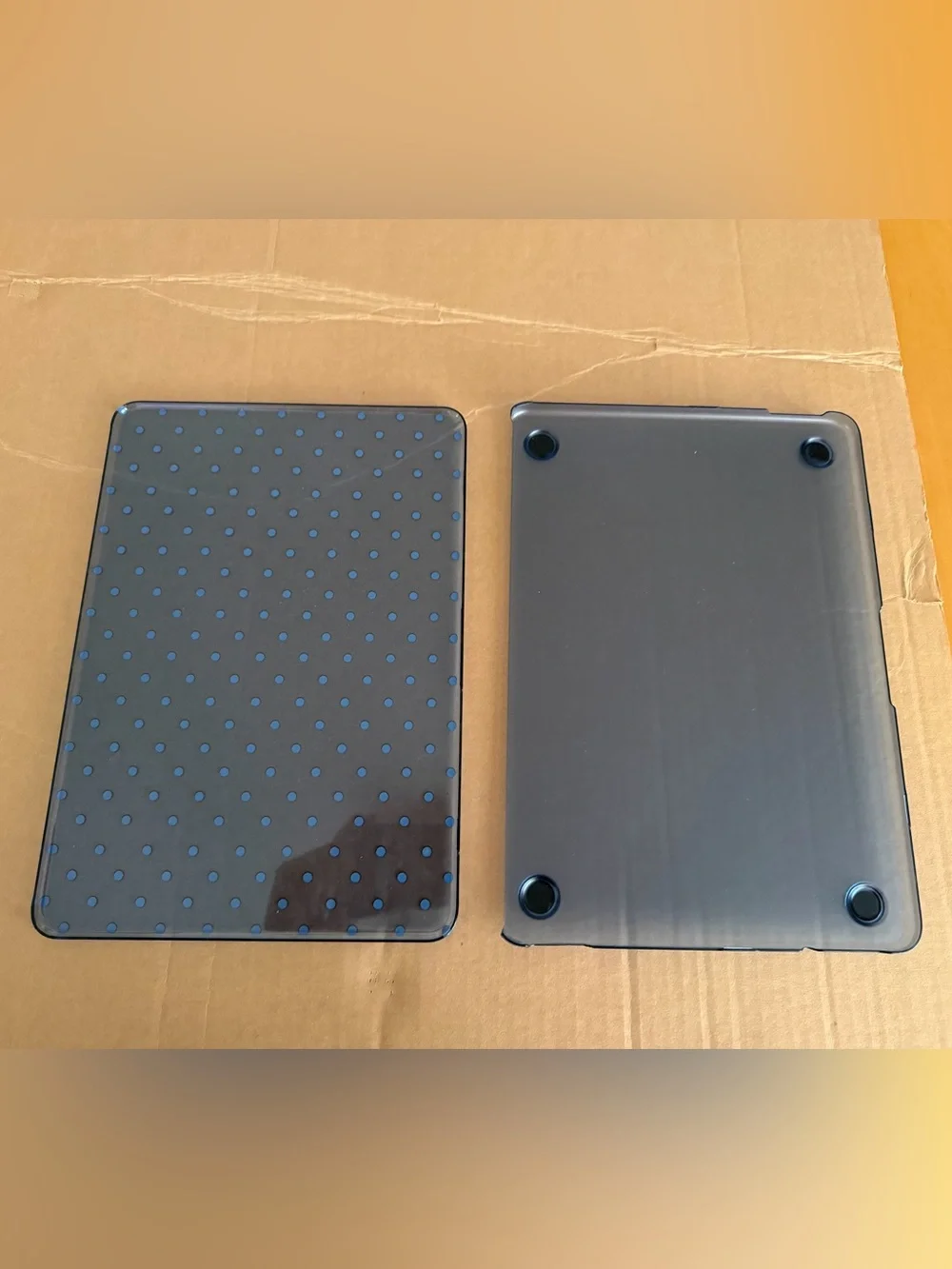 Apple Neo MacBook Covet Black Polka Dot / Black